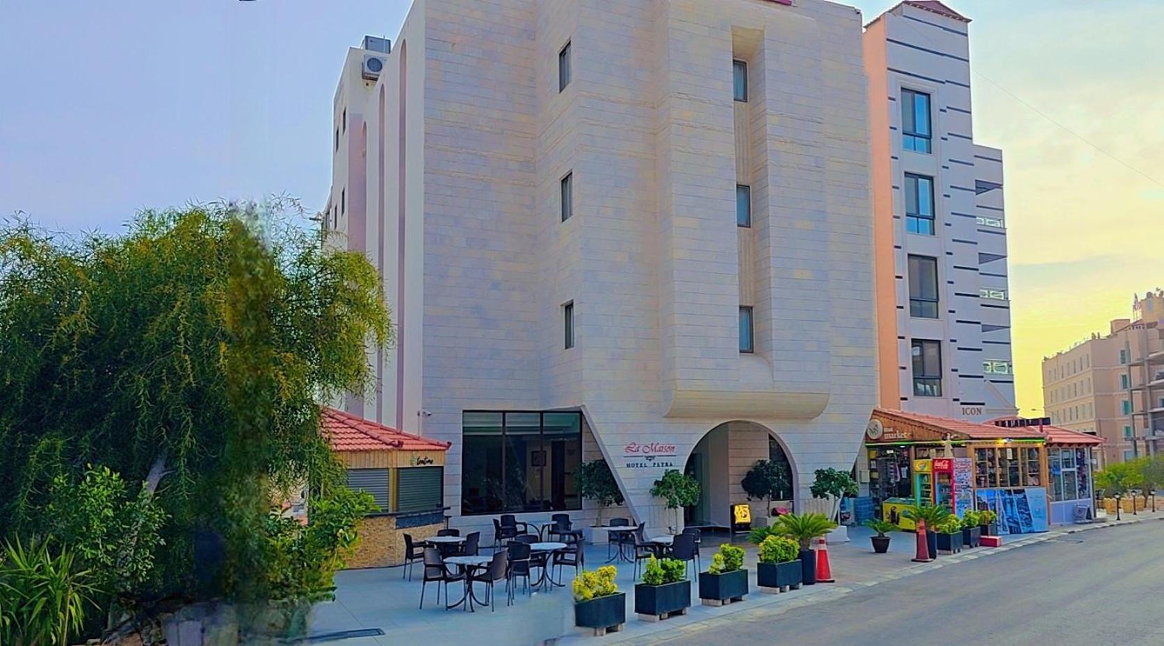 La Maison Hotel Wadi Musa Exterior photo